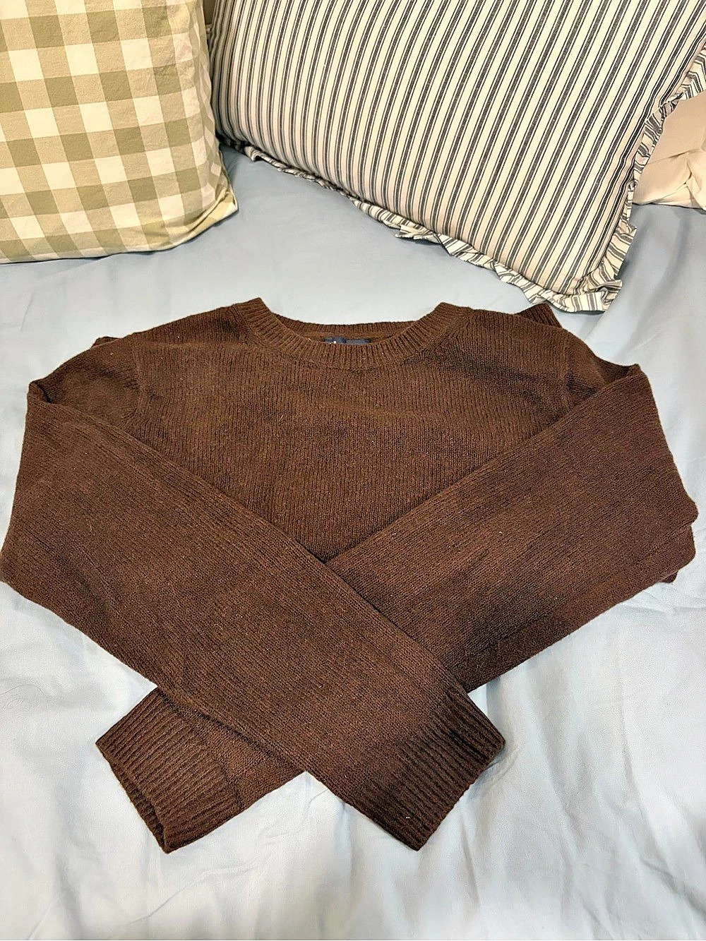 Cashmere Gap Crew Neck Sweater in Brown Size Medium